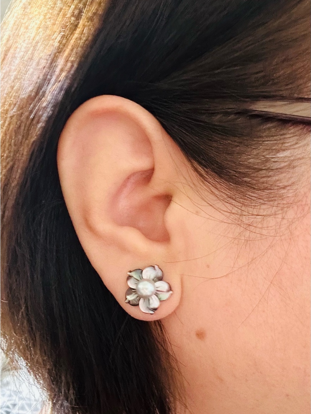 🌺🌼 K18 White Gold Interchangeable Mother-of-Pearl Flower Earrings 🌼🌺